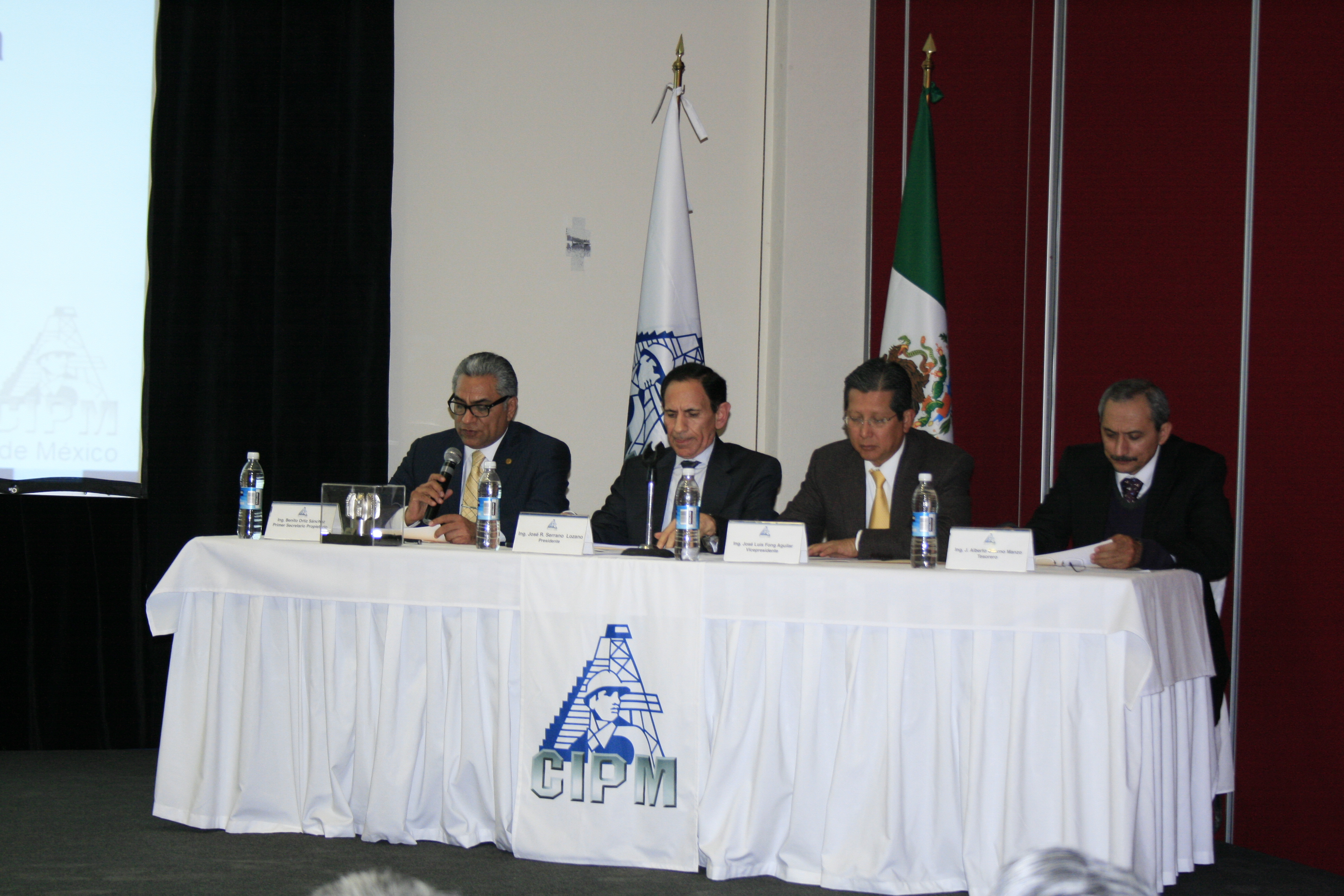 Gobierno e integrantes